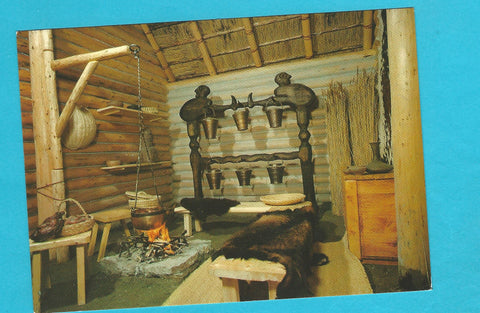 AK Keltenmuseum Hallein. Kelten in Mitteleuropa. Salzburger Landesaussstellung 1980. Freilichtschau am Dürrnberg bei Hallein: Innenansicht eines rekonstruierten Keltenhauses.