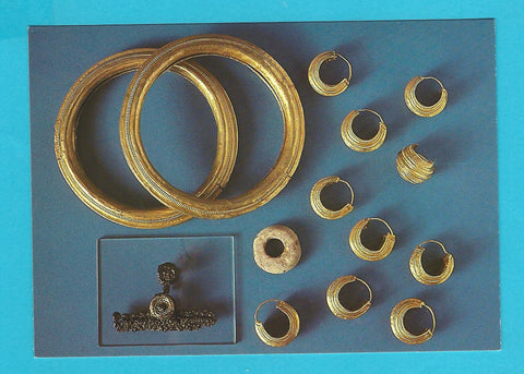 AK Keltenmuseum Hallein. Kelten in Mitteleuropa. Salzburger Landesaussstellung 1980. 8. Armbänder und Harrschmuck aus Gold Hallein-Dürrnberg 470-410 v. Chr.