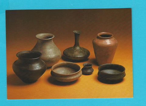 AK Keltenmuseum Hallein. Kelten in Mitteleuropa. Salzburger Landesaussstellung 1980. 20. Keramik aus Gräbern vom Dürrnberg, um 500 v. Chr.