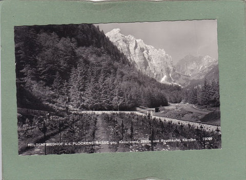 AK Heldenfriedhof a.d. Plöckenstraße geg. Kellerwand und Rauchkofel.