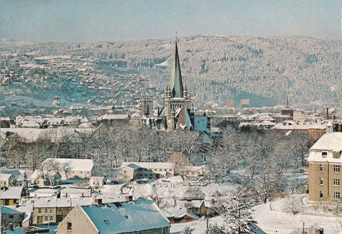 AK Norway. Trondheim. Utsikt vestover med domkirken.