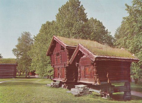 AK Skien. Bur og loft fra Vest-Telemark. Fylkesmuseet.