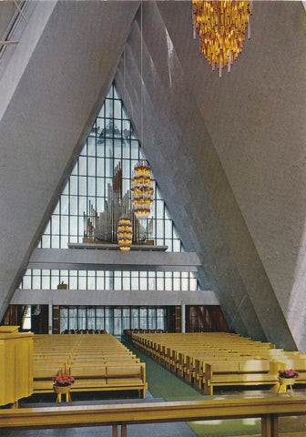 AK Tromsö. Interior fra Tromsdalen kirke.