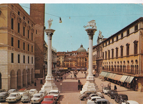 AK Vicenza. Piazza dei Signori - Le Colonne.