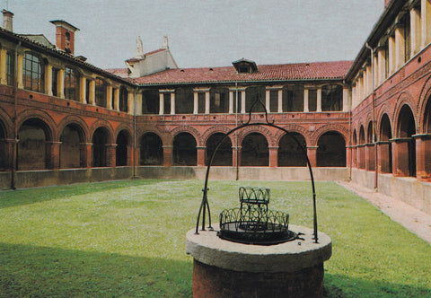AK Vicenza. Interno Chiostri Oratorio Dei Proti.