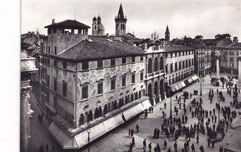 AK Vicenza Piazza dei Signori Monte di Pieta.