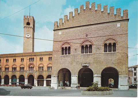 AK Treviso. Piazza dei Signori.