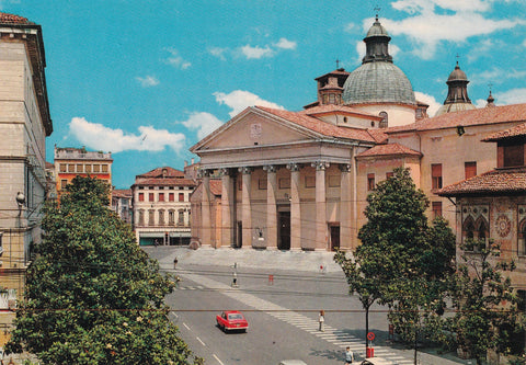 AK Treviso. Piazza Duomo.