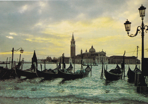 AK Venezia. Molo di S. Marco all'alba.