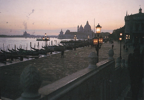AK Venezia. Tramonto in Bacino.