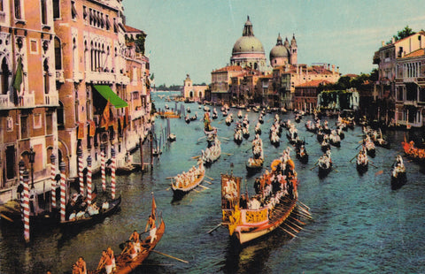 AK Venezia. Canal Grande e Ragata storica.