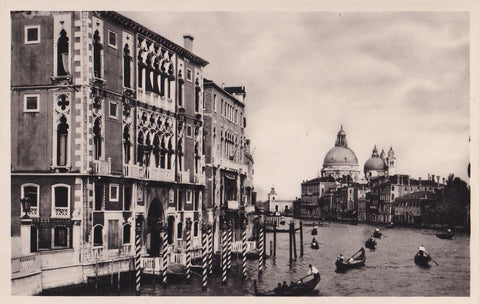 AK Venezia  Canal Grande e Chiesa della Salute.