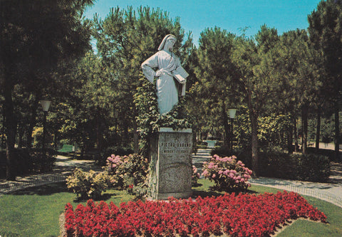 AK Abano Terme. Monumento a Pietro d'Abano e giardini pubblici.