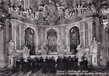 AK Padova. Basilica del Santo. Fratini in preghiera alla Cappella del Tesoro.