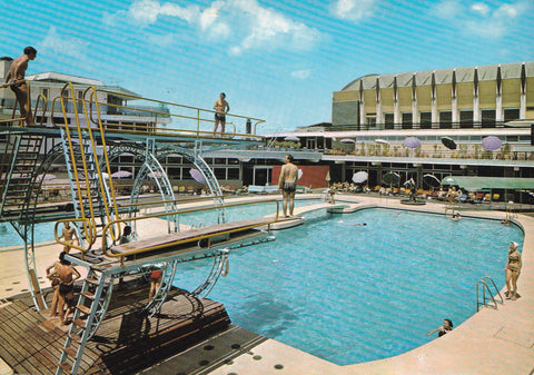 AK Abano Terme. Piscina del Columbus Garden.