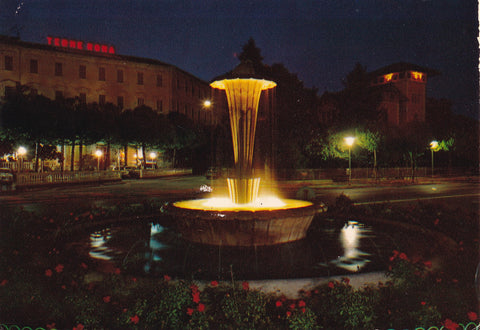 AK Abano Terme. Piazza Fontana e Terme Roma.