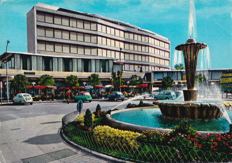 AK Abano Terme. Piazzale Fontana.
