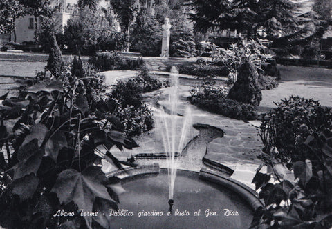 AK Abano Terme. Pubblico giardino e busto al Gen. Diaz.