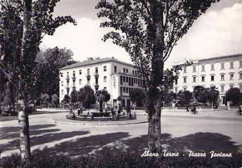 AK Abano Terme. Piazza Fontana.