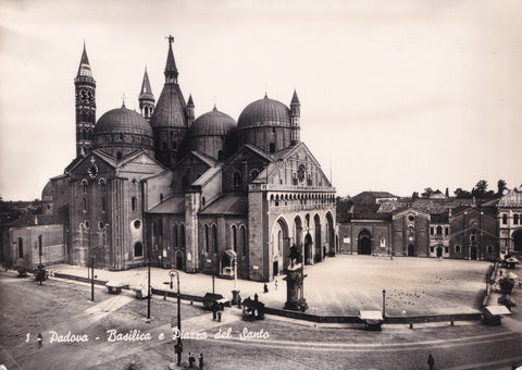 AK Padova. Basilica e Piazza del Santo.
