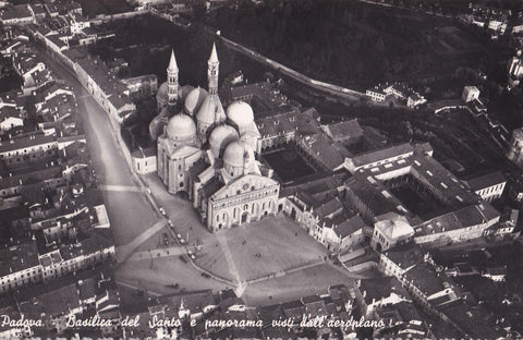 AK Padova. Basilica del Santo e panorama visti dall'aereoplano.