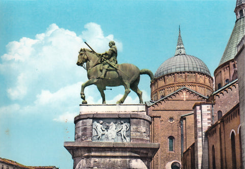 AK Padova. Piazza del Santo Monumento al Generale Gattamelata.