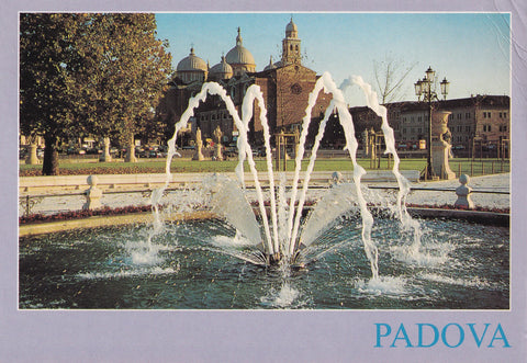 AK Padova. Chiesa di S. Giustina vista dal Prato della Valle.