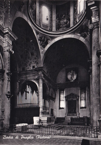 AK Badia di Praglia. presbiterio e transetto.
