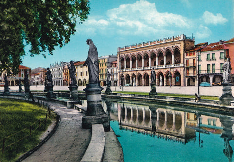 AK Padova. Prato della Valle. Loggia Amulea.