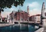 AK Padova. Prato della Valle ora Piazza Vitt. Emanuele II Basilica di S. Giustina.