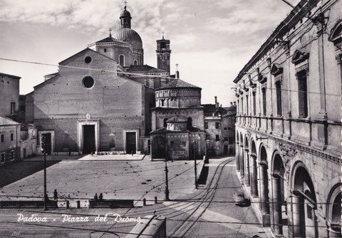 AK Padova Piazza del Duomo.