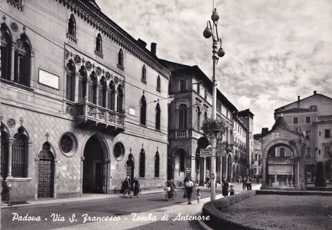 AK Padova Via S. Francesco Tomba di Antenore.