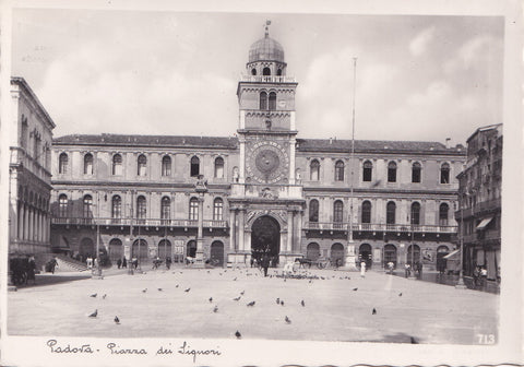 AK Padova. Piazza dei Signori.