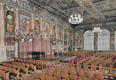 AK Universita degli Studi di Padova. Liviano La Sala dei Giganti.