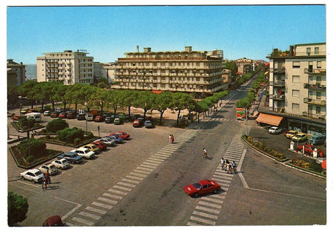 AK Lido di Jesolo. Piazza Aurora. Via U. Foscolo.