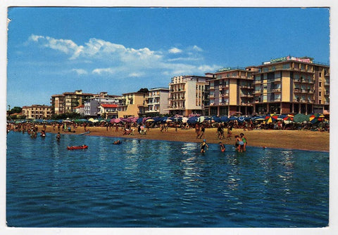 AK Jesolo Lido. Alberghi visti dal mare.