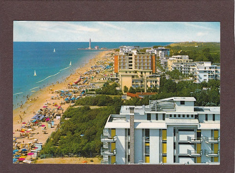 AK Jesolo Lido. Spiaggia e Alberghi.