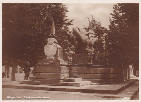AK Klagenfurt. Lindwurmbrunnen.