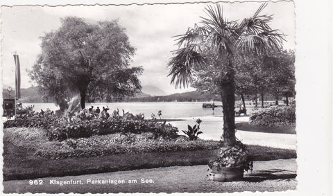 AK Klagenfurt. Parkanlagen am See.