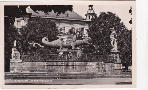 AK Klagenfurt Lindwurmbrunnen.