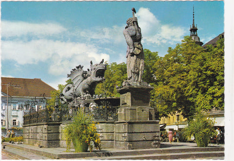 AK Klagenfurt. Lindwurmbrunnen am Neuen Platz.