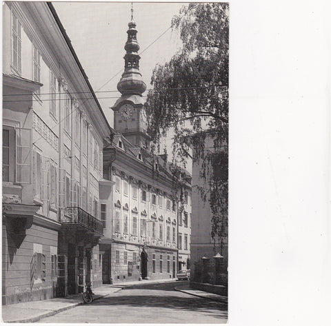 AK Klagenfurt, Herrengasse mit Stadtpfarrturm.