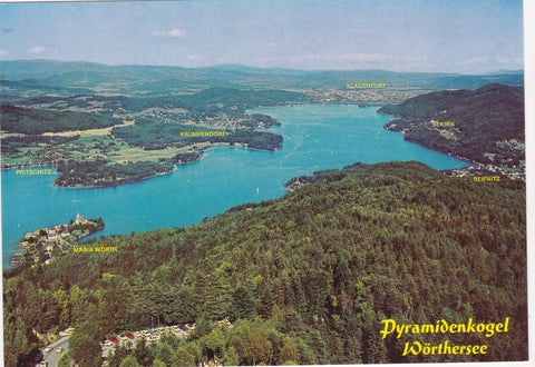 AK Blick vom Pyramidenkogel auf den Wörthersee und Klagenfurt.