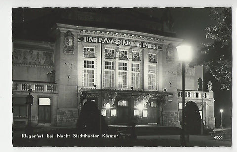 AK Klagenfurt bei Nacht. Stadttheater.