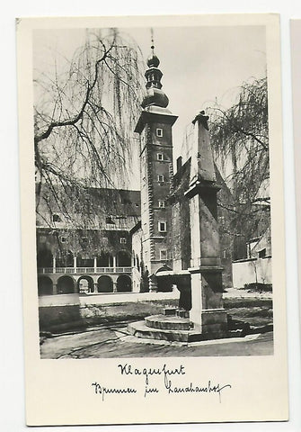 AK Klagenfurt. Brunnen im Landhaushof.