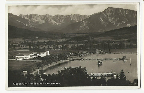 AK Klagenfurt, Strandbad mit Karawanken.