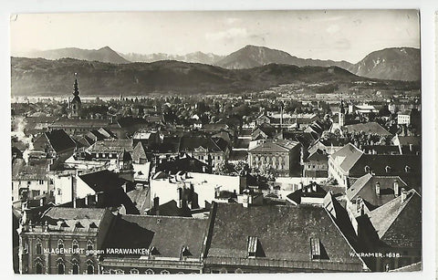 AK Klagenfurt gegen Karawanken.