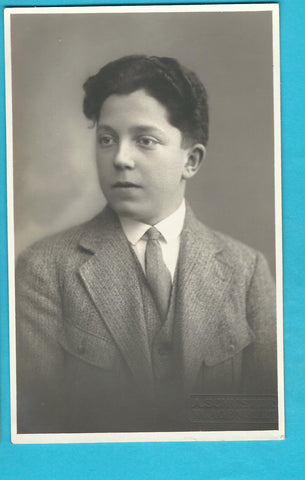 Porträtfoto (A. Schuster, Klagenfurt)