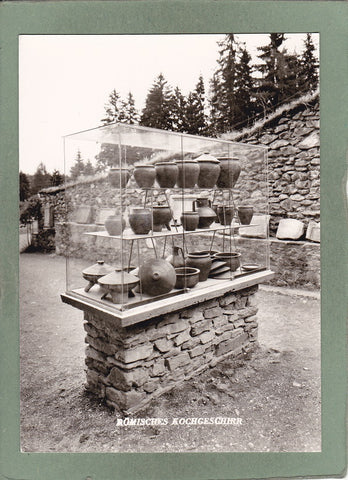 AK Römisches Kochgeschirr. (Ausgrabung des Landes Kärnten auf dem Magdalensberg.)