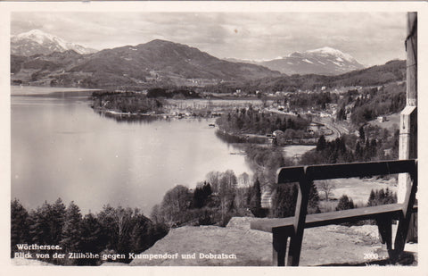 AK Wörthersee. Blick von der Zillhöhe gegen Krumpendorf und Dobratsch.